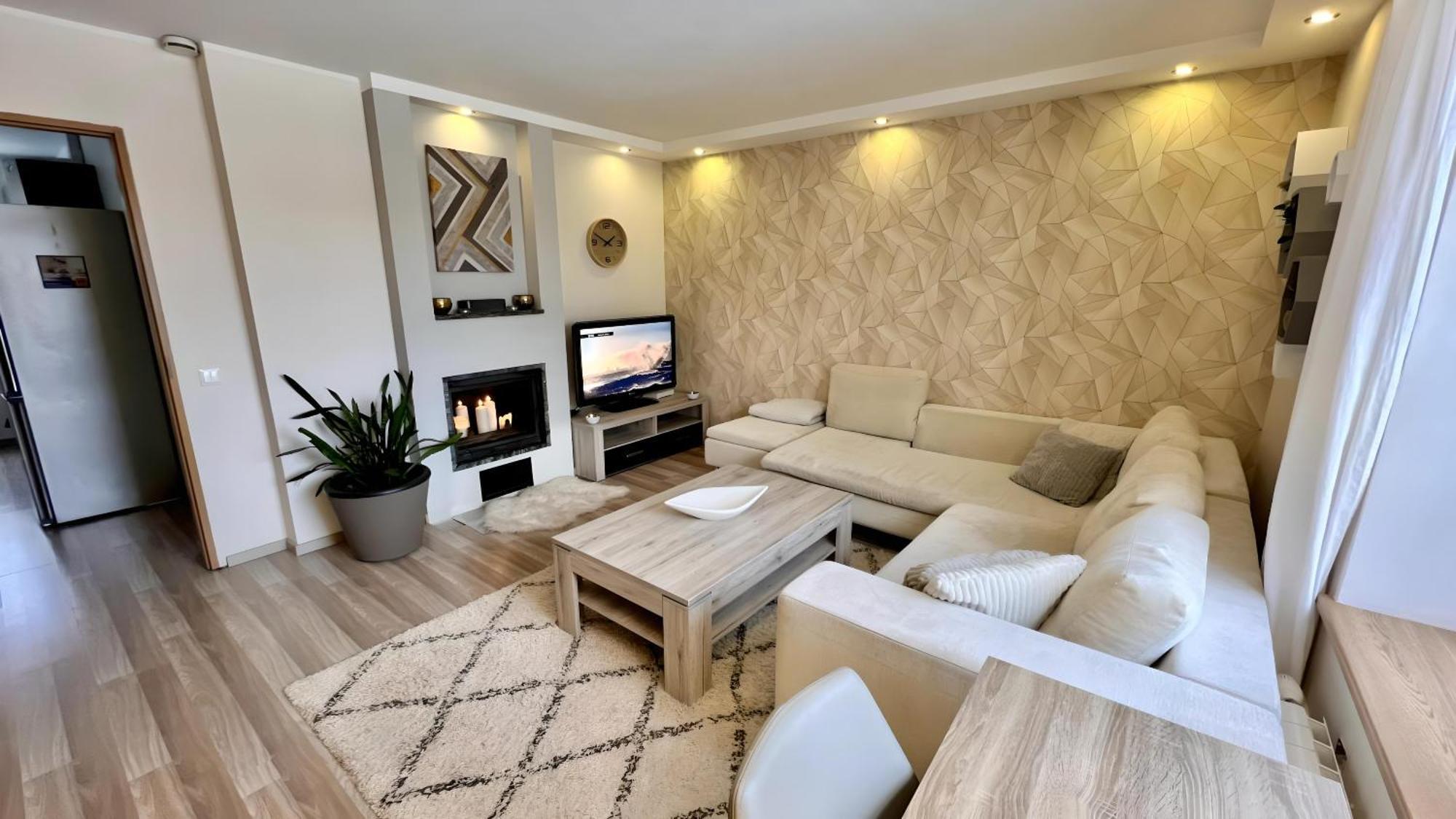 Historic Charm - Cozy Nordic Retreat In Time-Honored Residency Apartment Талин Екстериор снимка