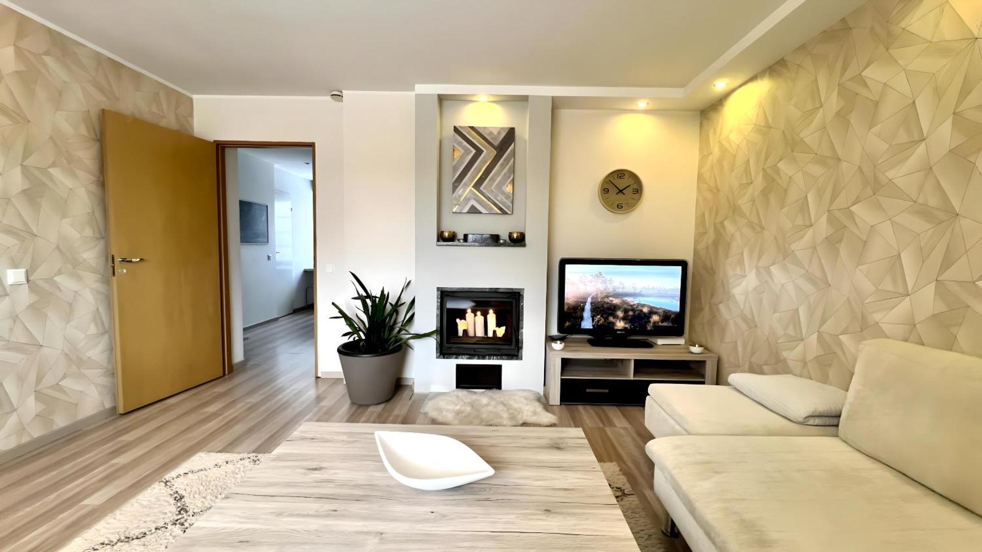 Historic Charm - Cozy Nordic Retreat In Time-Honored Residency Apartment Талин Екстериор снимка